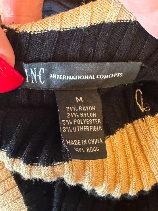 International Concepts Black & Gold striped ribbed turtleneck sweater, Size Med - Picture 6 of 9